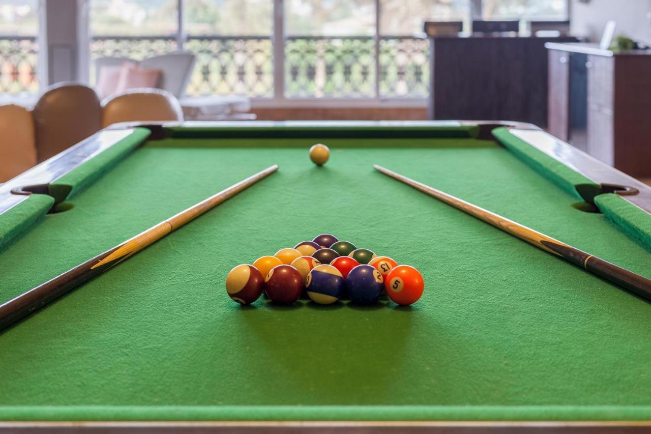 Stayvista'S The Cincin With Elegant Rooms, Snooker Table, Pool, Scenic View, And Jacuzzi Lonavala Eksteriør bilde
